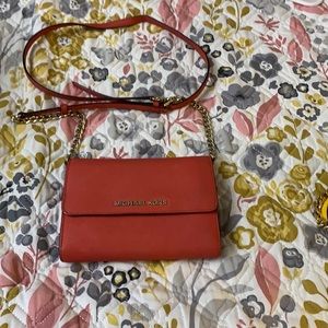 Michael Kors Crossbody adjustable strap